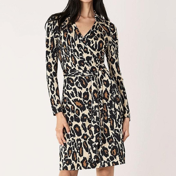 Diane Von Furstenberg Dresses & Skirts - DIANE VON FURSTENBERG New Jeanne Two Wrap Silk Dress